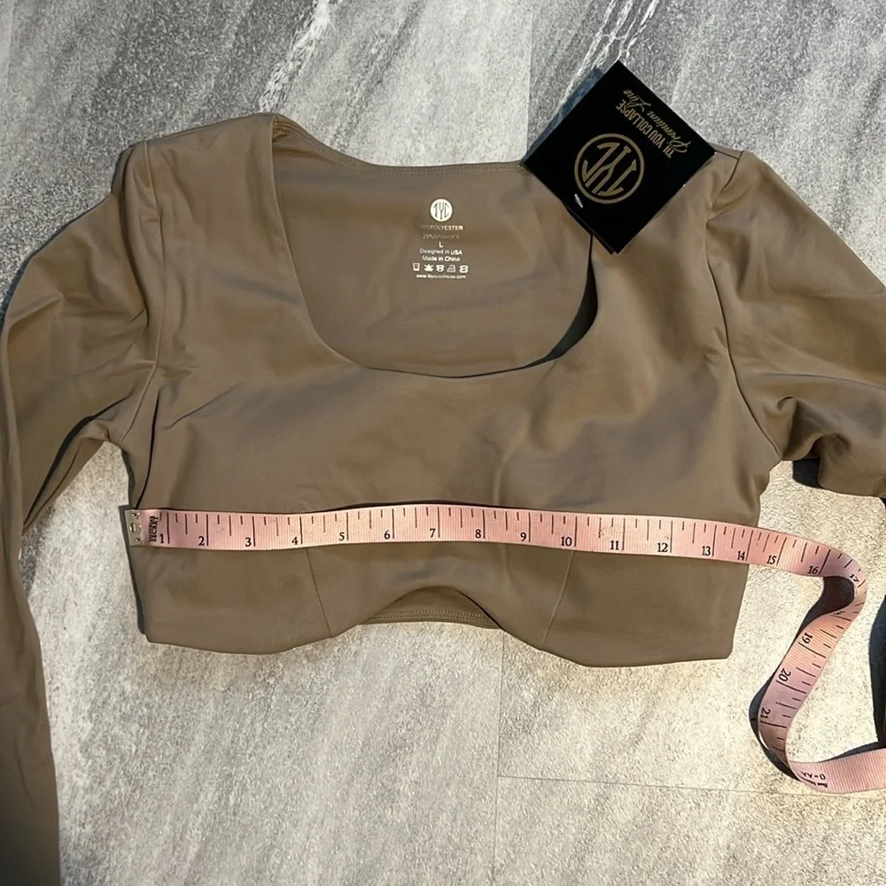Effortless Contour Long Sleeve Crop Top desert taupe Large built in bra TLC - Picture 4 of 12